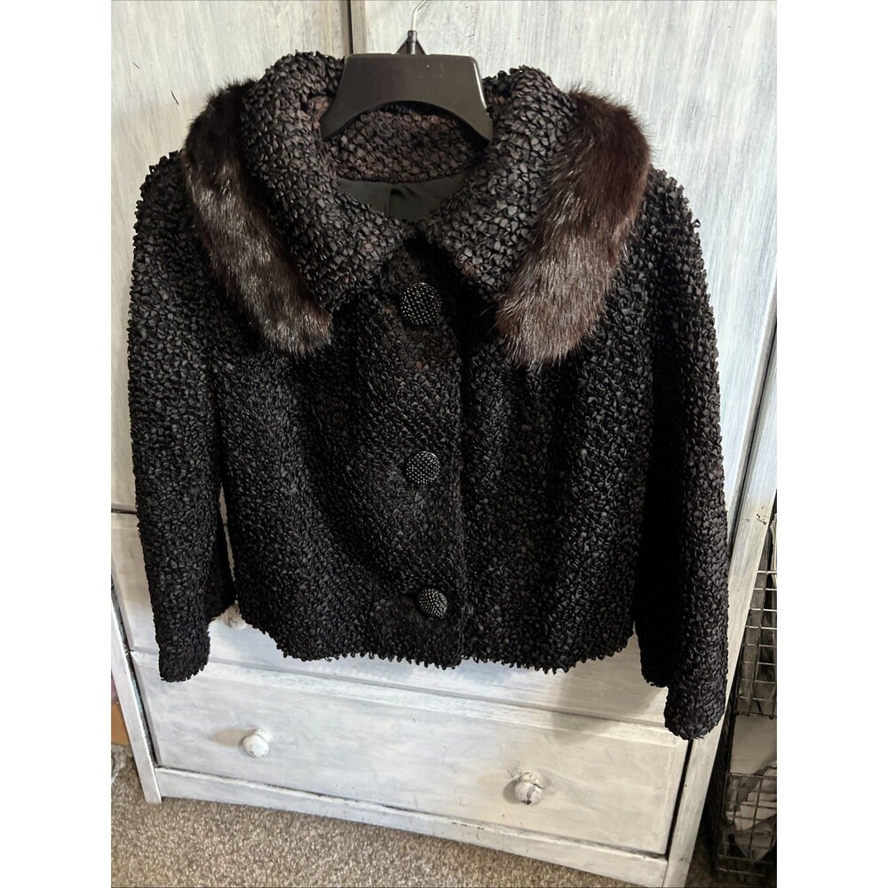Faux fur 3/4 sleeve coat Sm vintage Y2K Goth grunge preppy